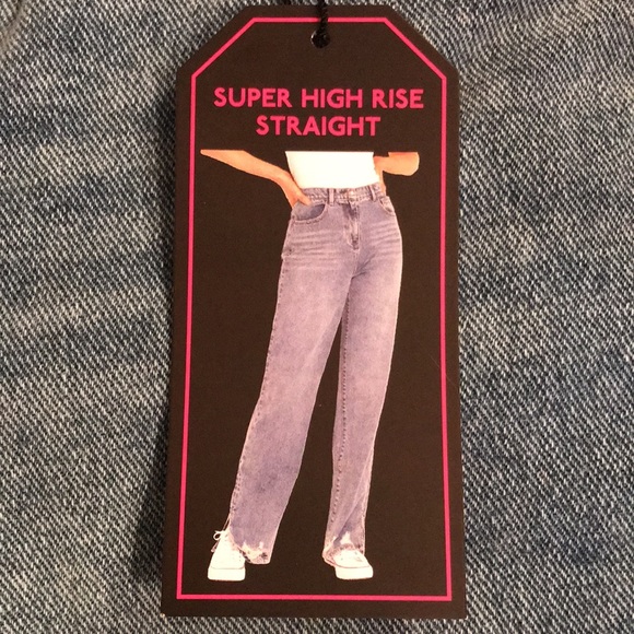 No Boundaries Super High Rise Straight Jeans Size 5 NWT - Picture 5 of 5